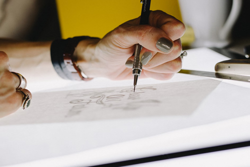 Logo
Design